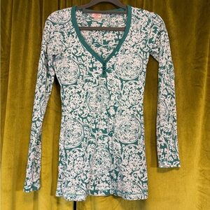 Vintage Y2K Curious Gypsy Green Baroque Print Waffle button Thermal. Cotton.